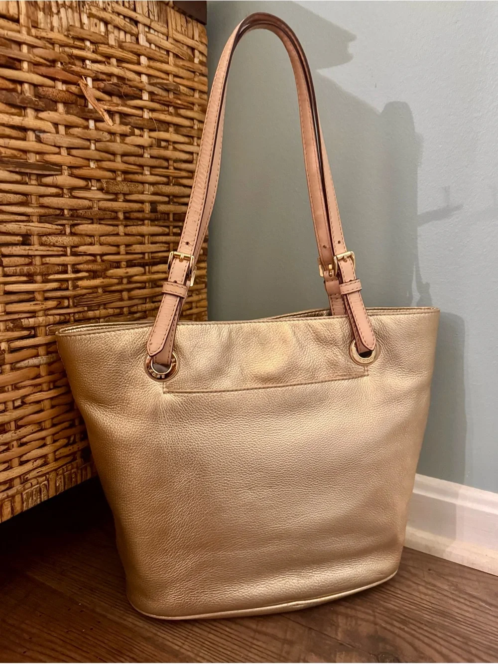 Michael Kors Gold Pebbled Leather Tote with Gold MK Charm - Picture 2 of 16